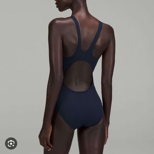 Lululemon One Piece -Navy sz 10